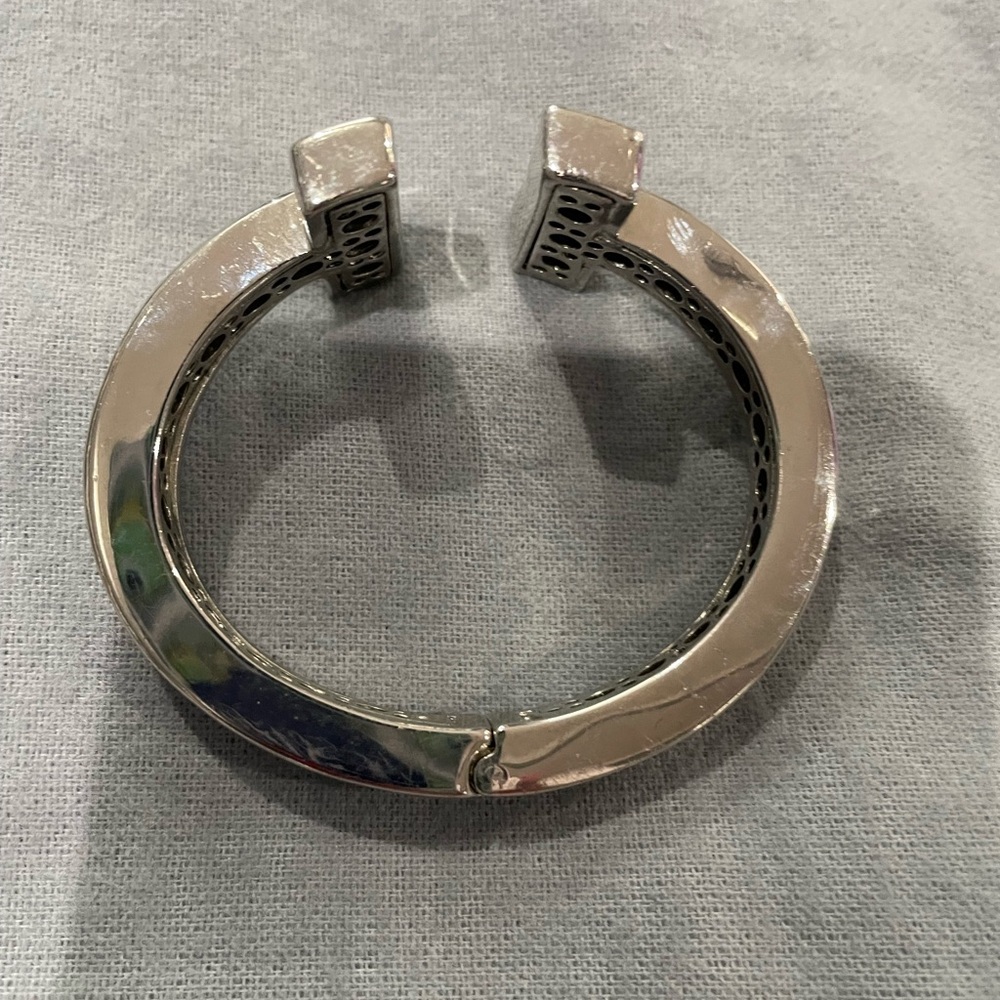 Double T cuff bracelet